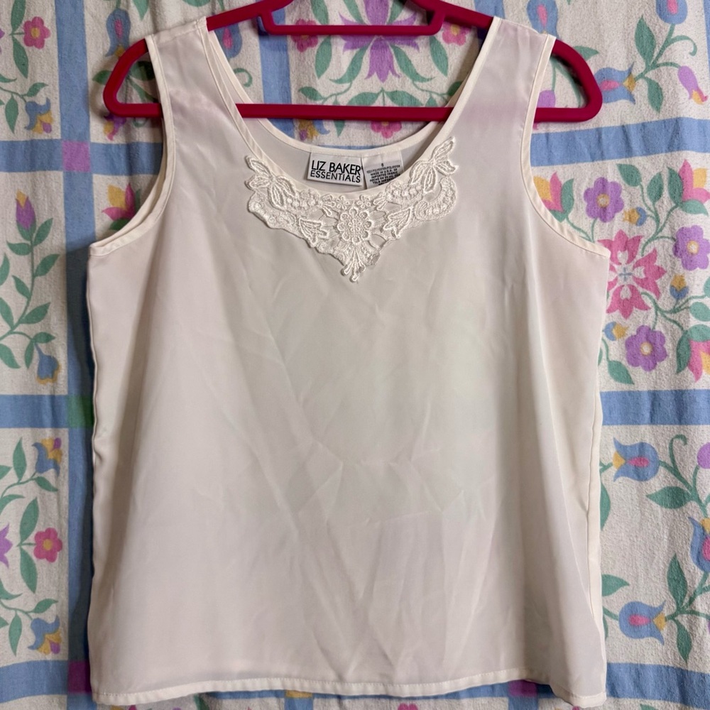 Women’s Liz Baker Essentials Cream White Lace Pattern Undershirt Tank Top